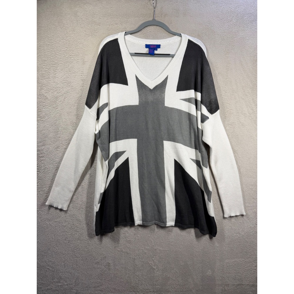 Twiggy London Sweater Women 1X White Union Jack Flag Graphic V-Neck Pullover